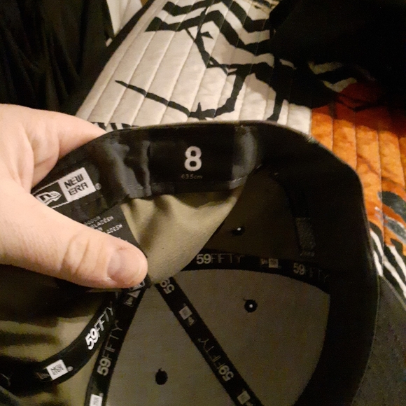 LA new era hat size 8 - Picture 2 of 2